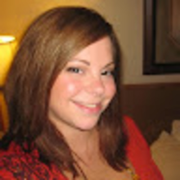 Meet your Posher, Lindsay - Picture 1 of 1